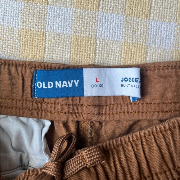 Old Navy Kids Brown Cargo Joggers - Picture 3 of 4